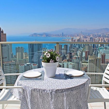 Skyline 20 Apartamento De Lujo Con Terraza Privada Y Vistas Al Mar Бенидорм Екстериор снимка